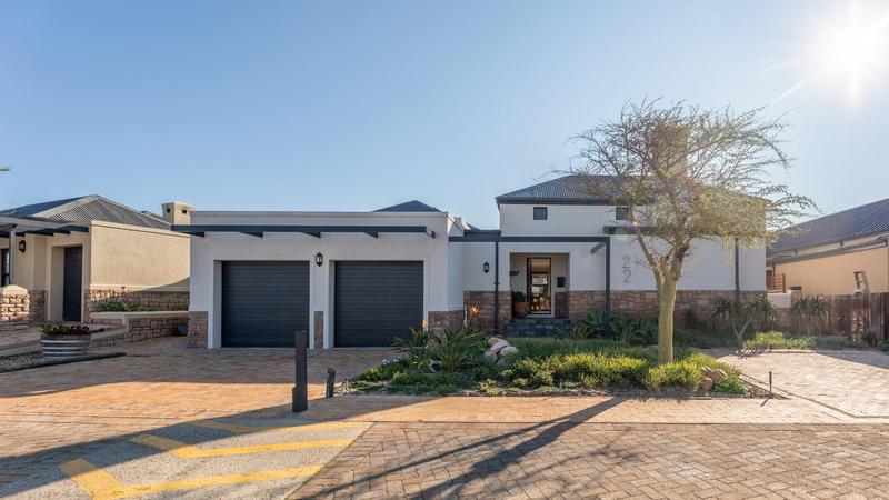 3 Bedroom Property for Sale in Atlantic Beach Golf Estate Western Cape
